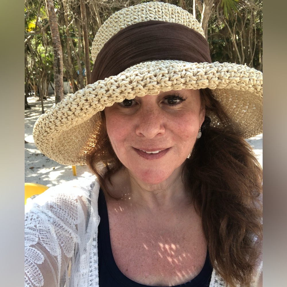 Meet your Posher, Shari